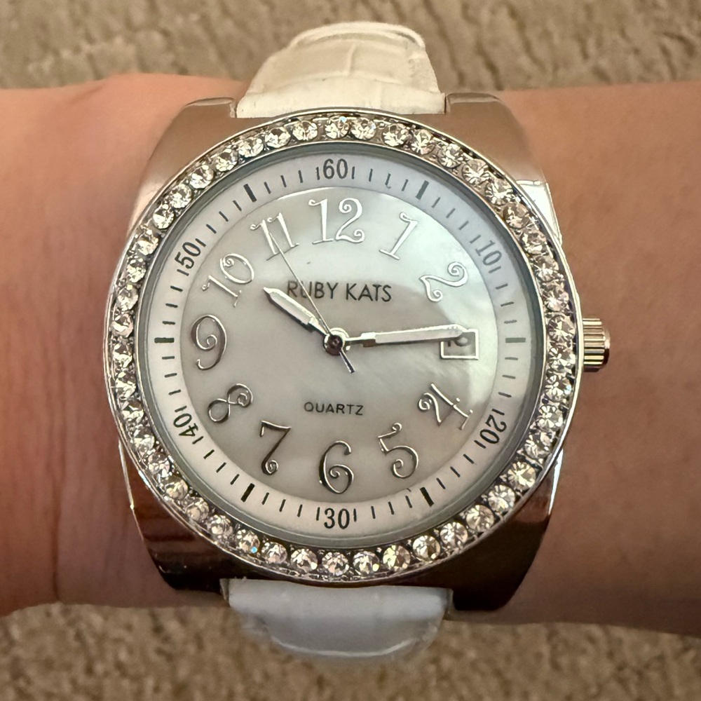 Ruby Kats Y2K NIB Quartz Wrist Watch